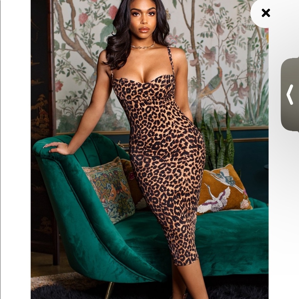 LEOPARD PRINT STRAPPY CUP DETAIL MIDI DRESS
